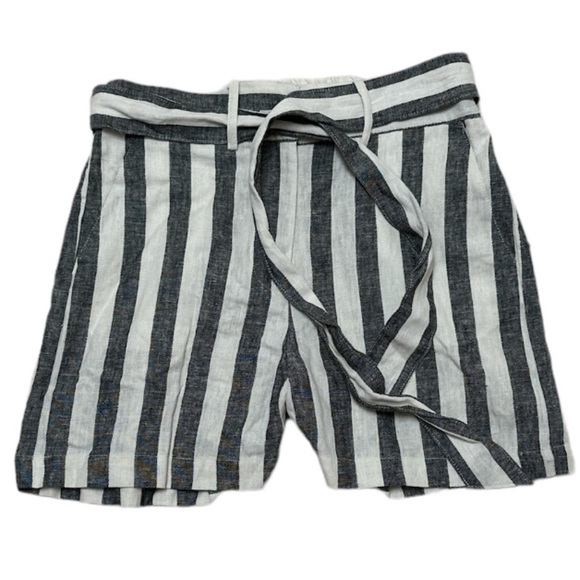 Who What Wear Linen Blend Striped Shorts With Belt, size 6 NWT - Picture 1 of 9